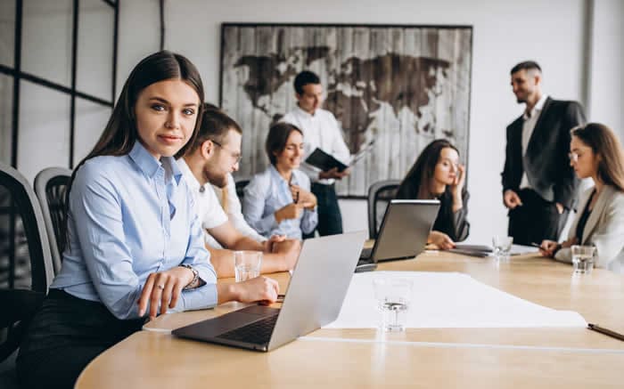 Headhunting Lab - La ciencia de buscar y el arte de elegir